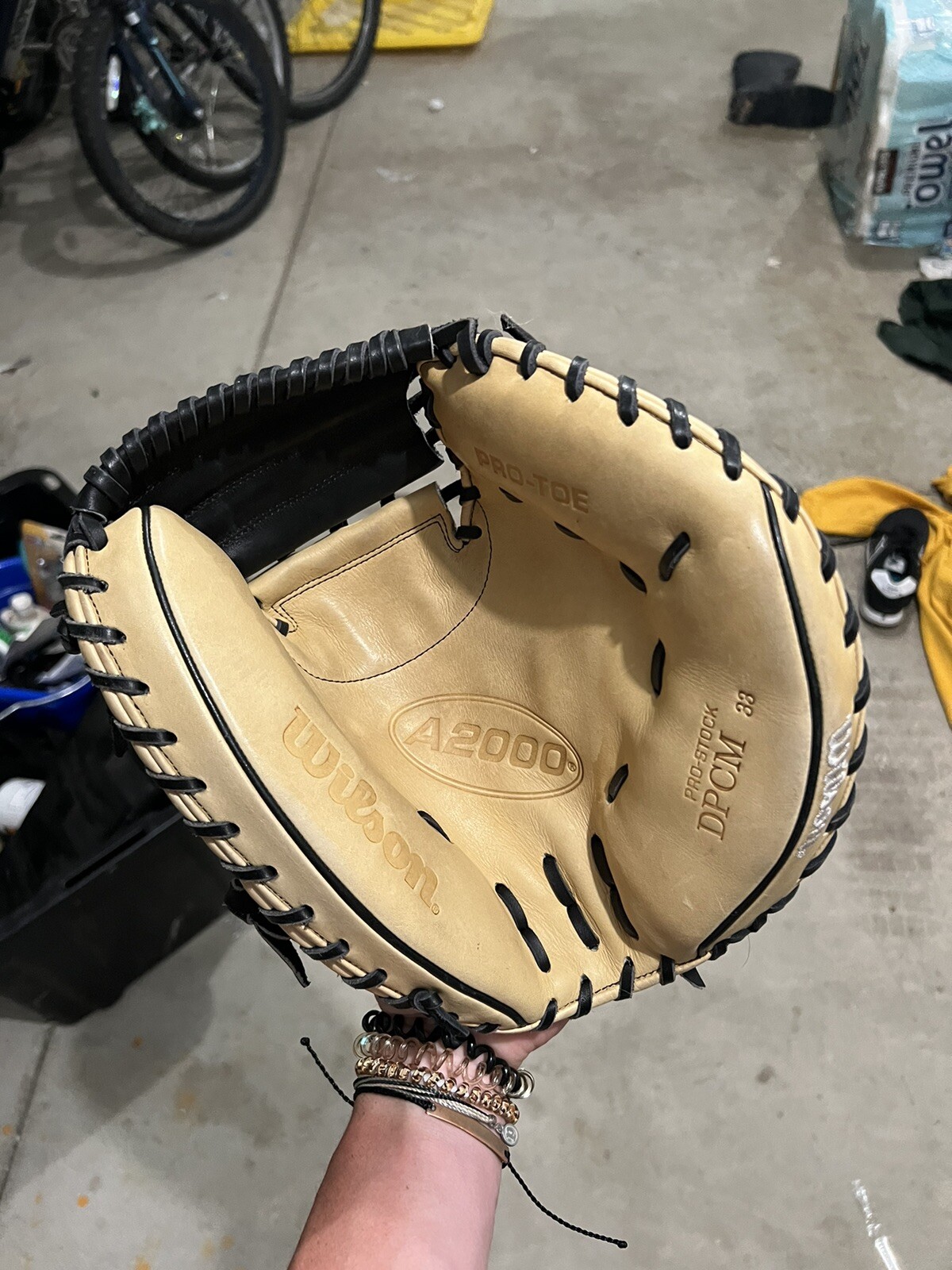 a2000 catchers mitt eBay