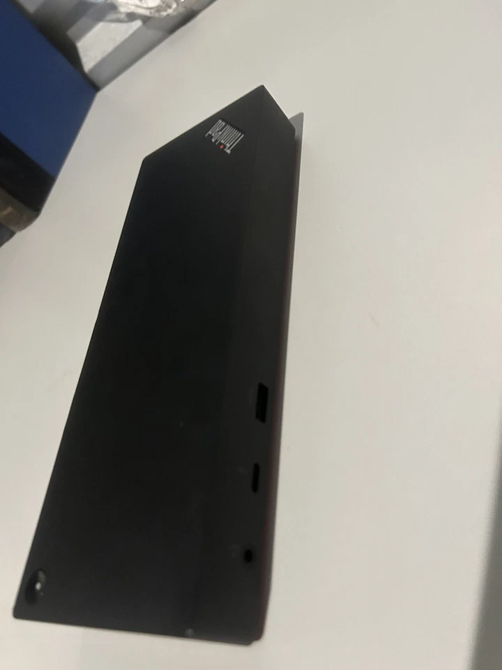 (Z) Base Lenovo DBB9003L1 Thinkpad Thunderbolt 3 *Sin cables* | SD20Q68232 | Foto 4 de 4