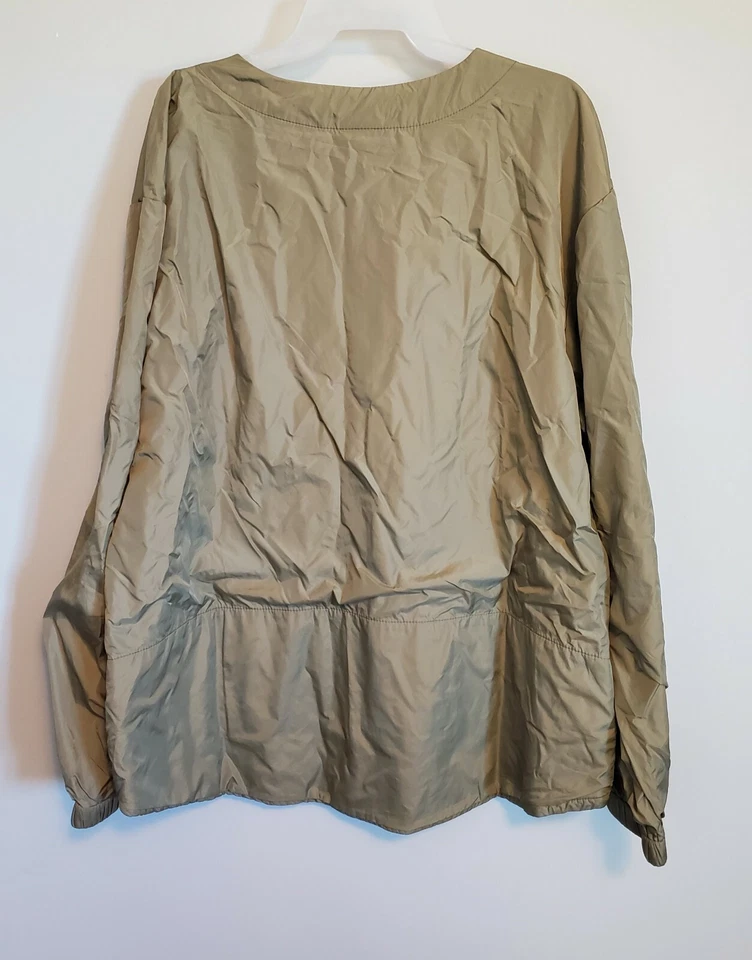 Chaqueta de nailon BOBEAU NUEVA CON ETIQUETAS verde musgo cuello redondo cremallera frontal alta-baja talla XL Foto 2 de 4