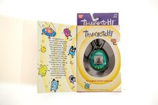 1996 Original Bandai Tamagotchi Virtual Pet Teal with Yellow Buttons Sealed Mint