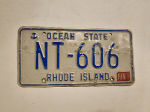 RHODE ISLAND LICENSE PLATE #NT-606 - 1991 "OCEAN STATE" MAN CAVE-LOUNGE-DECOR