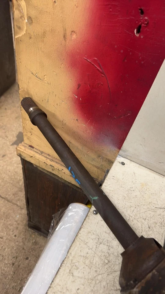 06-09 FORD FUSION 06-09 MERCURY MILAN EJE DELANTERO DERECHO EJE AWD EXTERIOR Foto 2 de 4