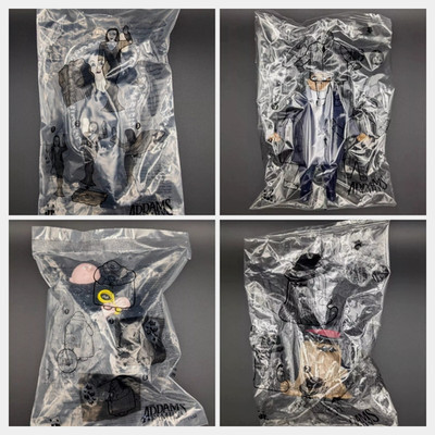 The Addams Family Wednesday Burger King 2024 Spielzeug Figuren Auswahl