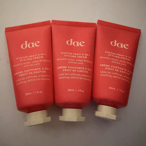 dae Cactus Fruit 3-in-1 Styling Cream Vegan Smoothing/Straightening - 1 fl oz