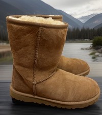 Women s Chestnut UGG Australia Boots Size 8 1016223