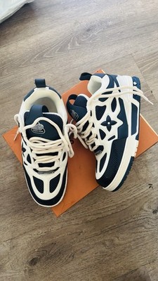Louis Vuitton Trainer Sneaker Men's White Logo Low Top Lace-Up Athletic
