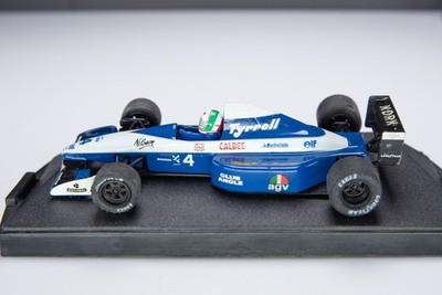 Onyx Nr. 142 Tyrrell 020B #4 Andrea de Cesaris Forme-1 GP 1992 F1 Modell in 1:43