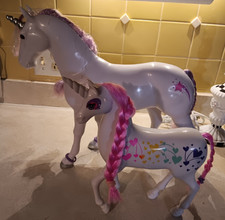 Pair of White Unicorn Plastic Ponies, 15  12 inches high