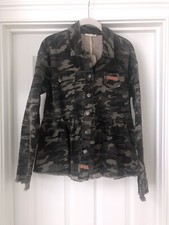 Women’s Camo Pleated Jacket - Nwt