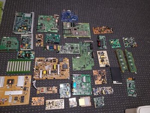 Konvolut Hauptplatinen, Netzteile für Fernseher Receiver Audio Video etc.