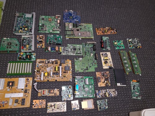 Konvolut Hauptplatinen, Netzteile für Fernseher Receiver Audio Video etc.