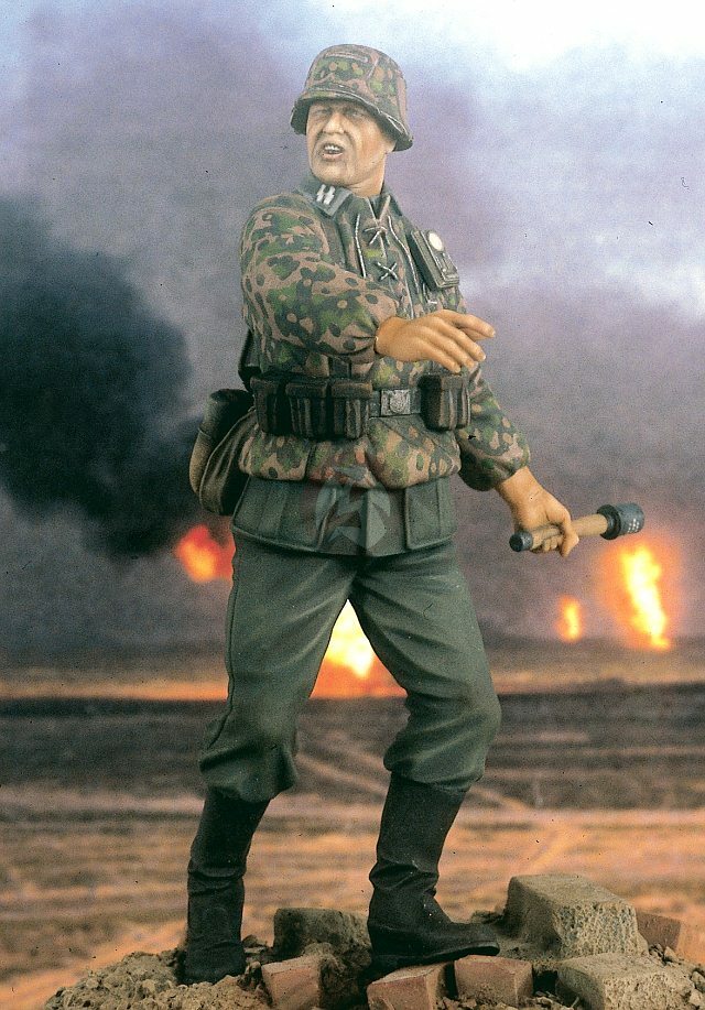 Verlinden 120mm 1/16 Assault Waffen-SS SS-Scharfuhrer w/Stick