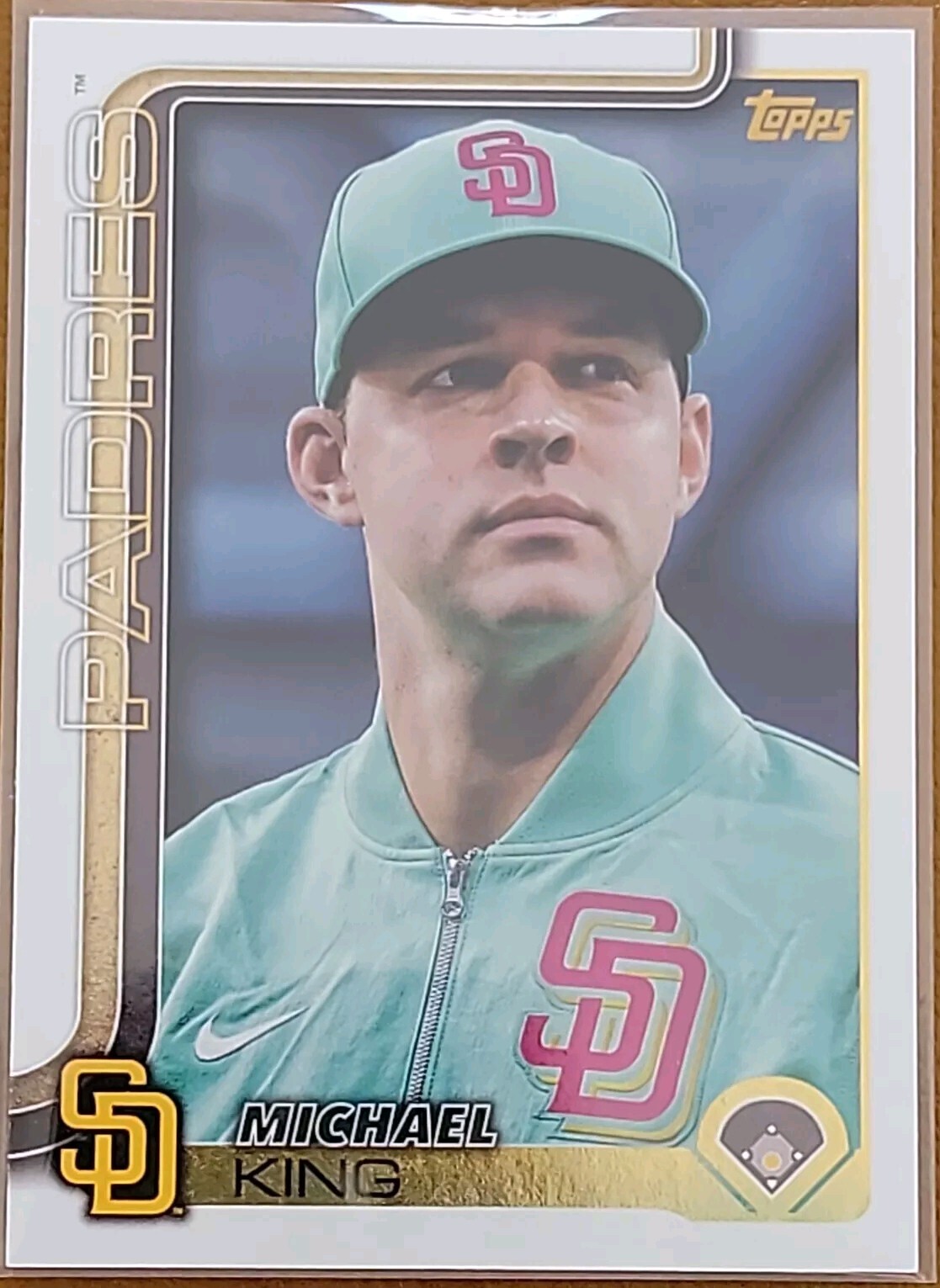 2025 TOPPS SERIES 1-Michael King- Padres GOLDEN MIRROR IMAGE short print #195