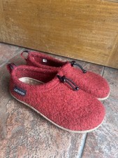 Giesswein Vent Slippers Women  s EU 38 Red Slip On Shoe 100 Boiled Wool