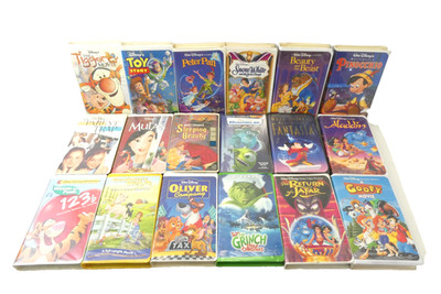 Lot 18 Disney VHS Tapes Toy Story Aladdin Fantasia Beauty Beast Peter Pan