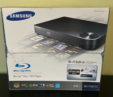 SAMSUNG Blu-Ray Disc DVD BD-FM57C Player w/Wi...