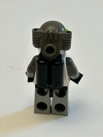 Retired LEGO Space 6815: Hovertron, 100% complete with manual!