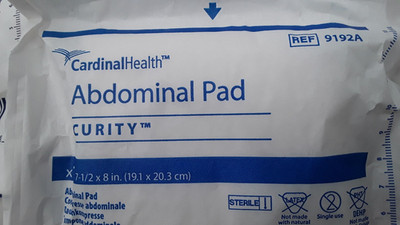 Covidien Cardinal Health Abdominal Pad 7-1/2''x8'' REF 9192A Lot of 28