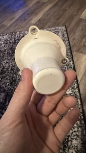 Beechcraft 1900C - 5013309 - As Removed - Hub Cap