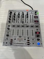 Behringer DJX700 Mixer DJ Professionale 5 Canali Si Accende Non Testato