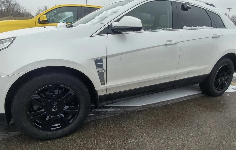 (1) Recubrimiento de rueda negro para Cadillac SRX IMP-357BLK 2010-2016 18" Foto 3 de 3