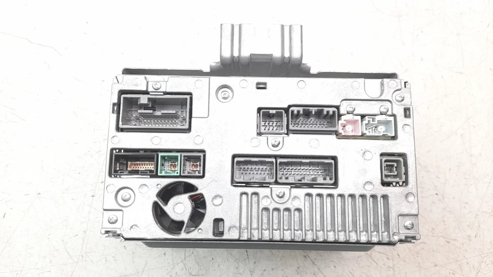 39100T7AG12M1 SYSTÈME DE NAVIGATION GPS / 1325130 POUR HONDA HR-V  1.5 VTEC - Photo 3/4