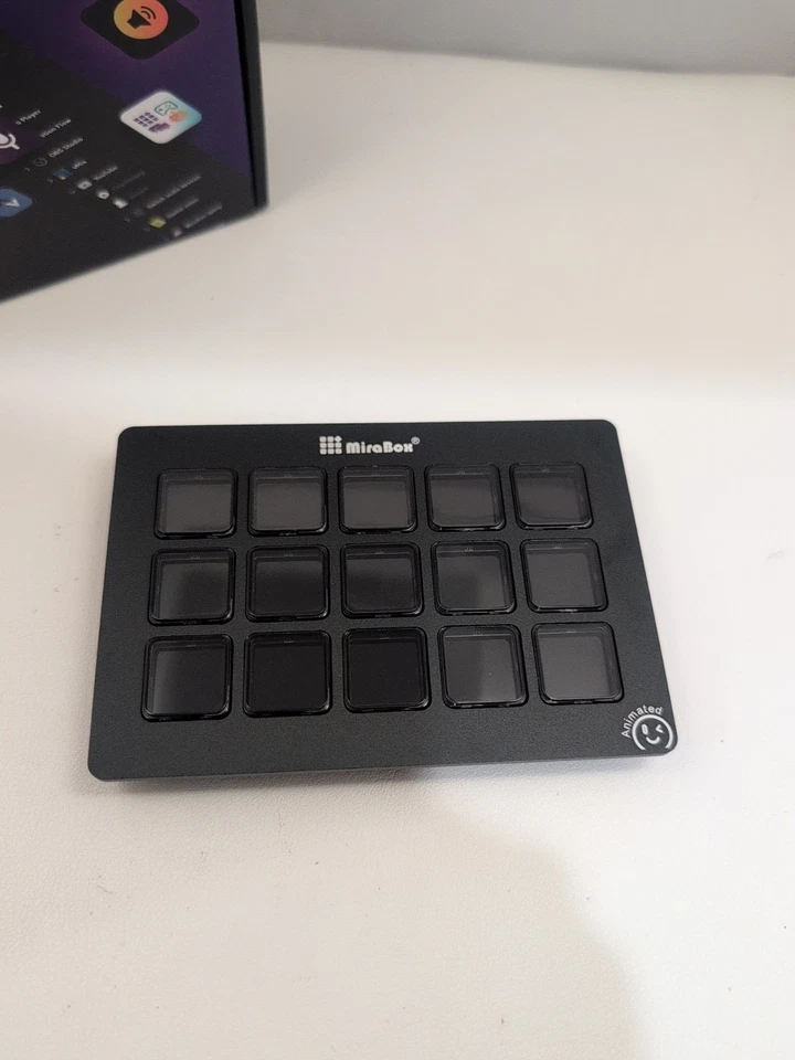 Stream Controller with customizable LCD Macro keys Content Creator & Streamers - Image 3 of 4