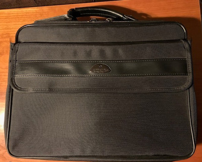 Samsonite laptop-Tasche, wenig genutzt, 40x32x9 cm, schwarz