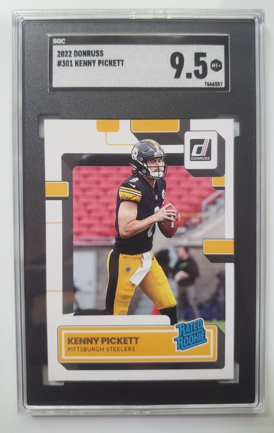 2022 Donruss Kenny Pickett Rated Rookie Card #301 SGC 9.5 Pittsburgh Steelers