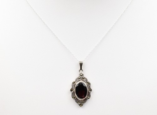 Sterling Silver Victorian-Inspired Garnet Pendant w/18″ Chain, 2.9g - Picture 7 of 14