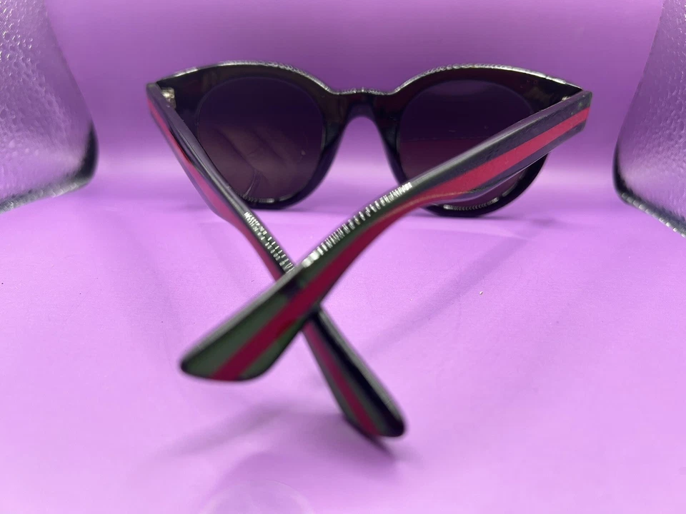 Auténticas gafas de sol unisex ovaladas rojas/verdes/negras Gucci 0003S 002 0003 Raro De Colección Foto 2 de 4