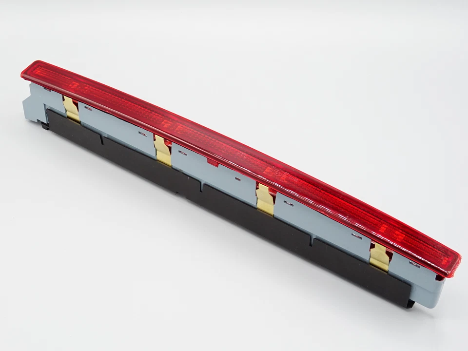 Dritte Bremsleuchte für Audi A4 S4 8E5 B6 Avant Quattro Led Typ Osram