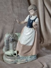 LLADRO NAO FIGURE - Girl at well with broken urn.