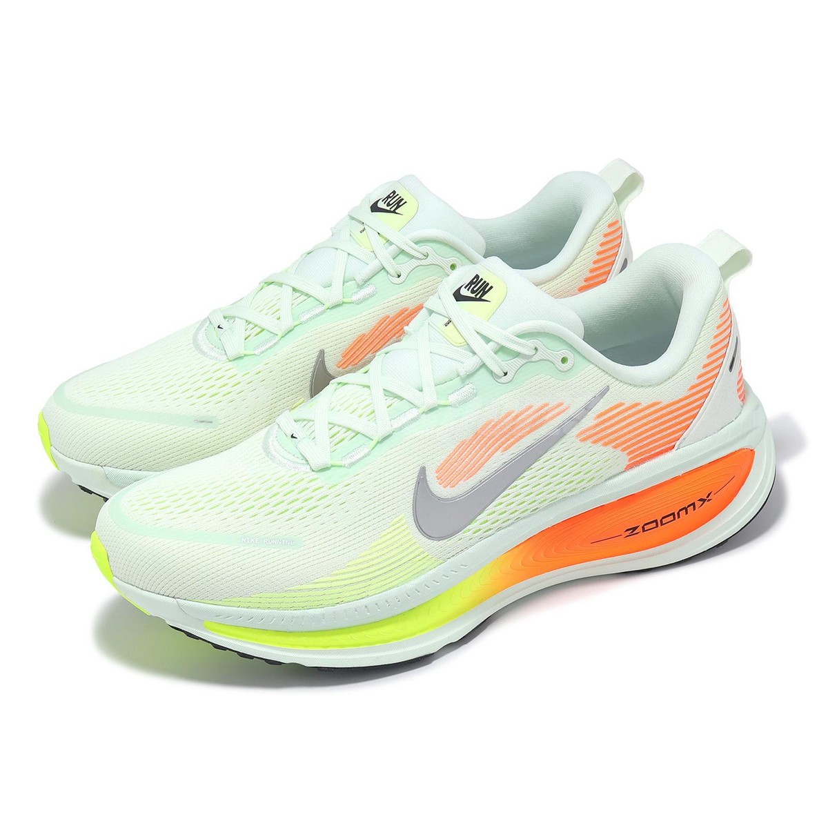 【NIKE】★ナイキ★Vomero 18★HM6803-300★ Nike Vomero 18 Barely Green Hyper Crimson Men Road Running