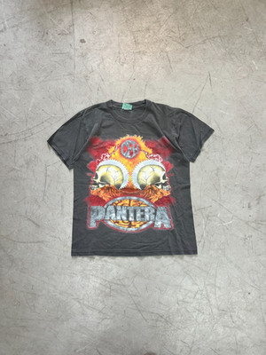 Vintage Pantera ''cowboys from hell'' 00s t-shirt, Size M.