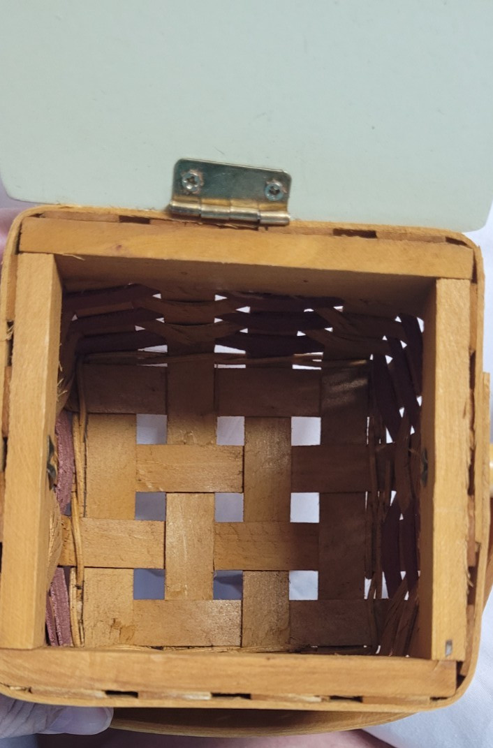 Woven Wood Basket Box Apple Blossom Ceramic Cover Farmhouse Decor Vintage