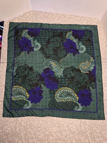 Christian Dior Echarpes 100% soie foulard carré enveloppant cachemire 30x31 vintage succession