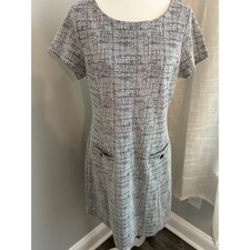 Tahari Gray Black Textured Sheath Dress Size 12 Career Office Workwear Interview