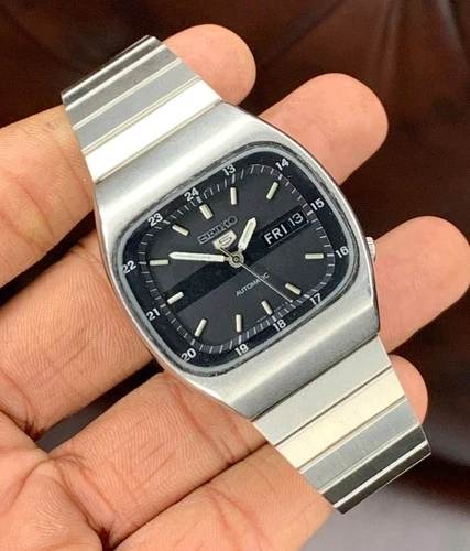 Vintage Seiko 5 Black T.V Shape Dail Automatic Cal 6309-523A Japan