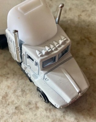 Kenworth T600 Aerocab Conventional DieCast Metal Semi Rig Truck