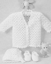 Crochet pattern copy 2204.   Baby cardigan bonnet & bootees.  20-22" chest.   DK