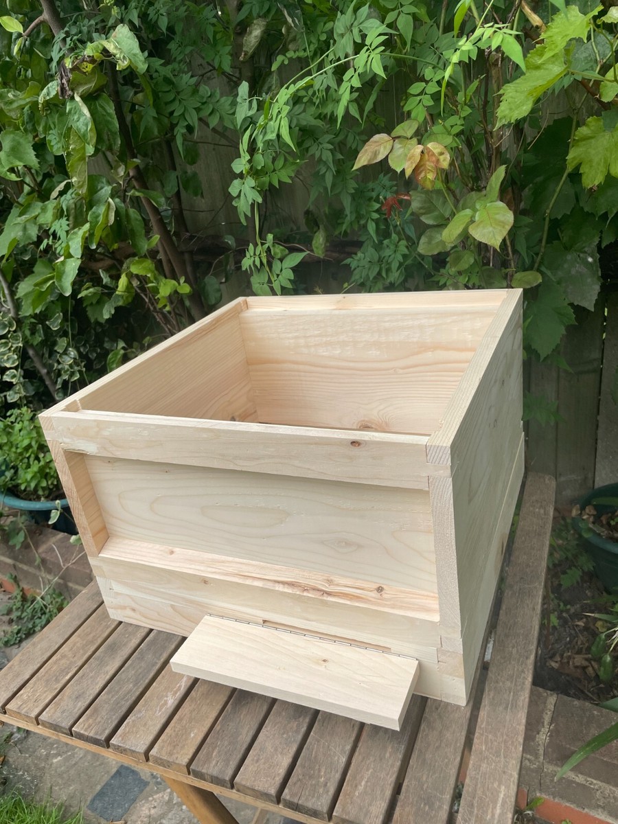 BS National Beehive, Anatolian Cedar, Supers, Brood, Flat