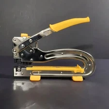 Crop A Dile II Big Bite We R Memory Keepers Hole Punch 6" Reach Tool