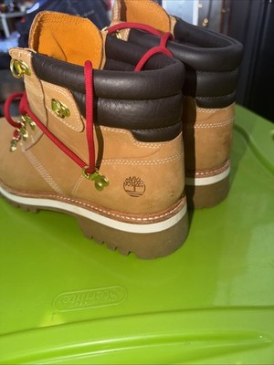 Women's Size 11   Timberland Premium Leather 6-Inch Waterproof Boot  Wheat NICE