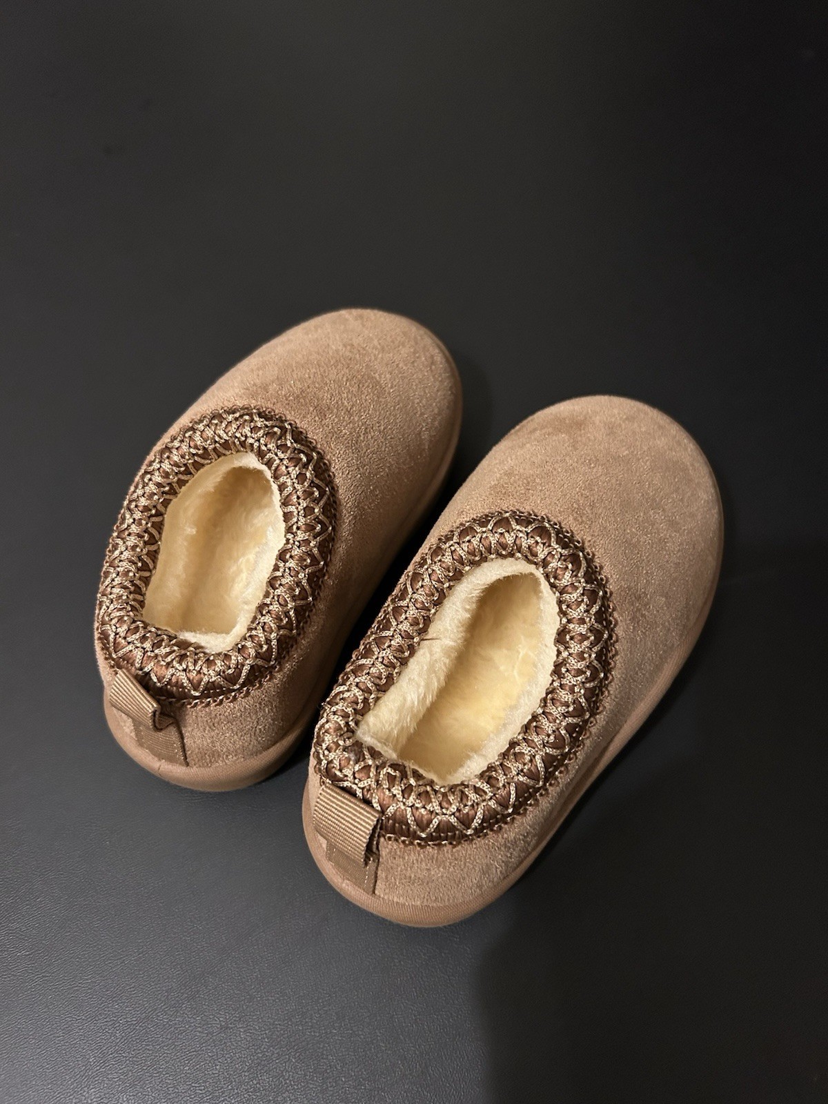 Girls Baby Us 7.5 Fur Lined