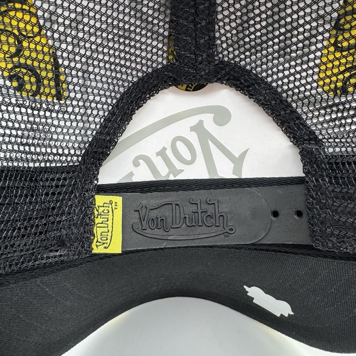 NWT Von Dutch Yellow Black Checker Mesh Trucker Hat SnapBack Cap