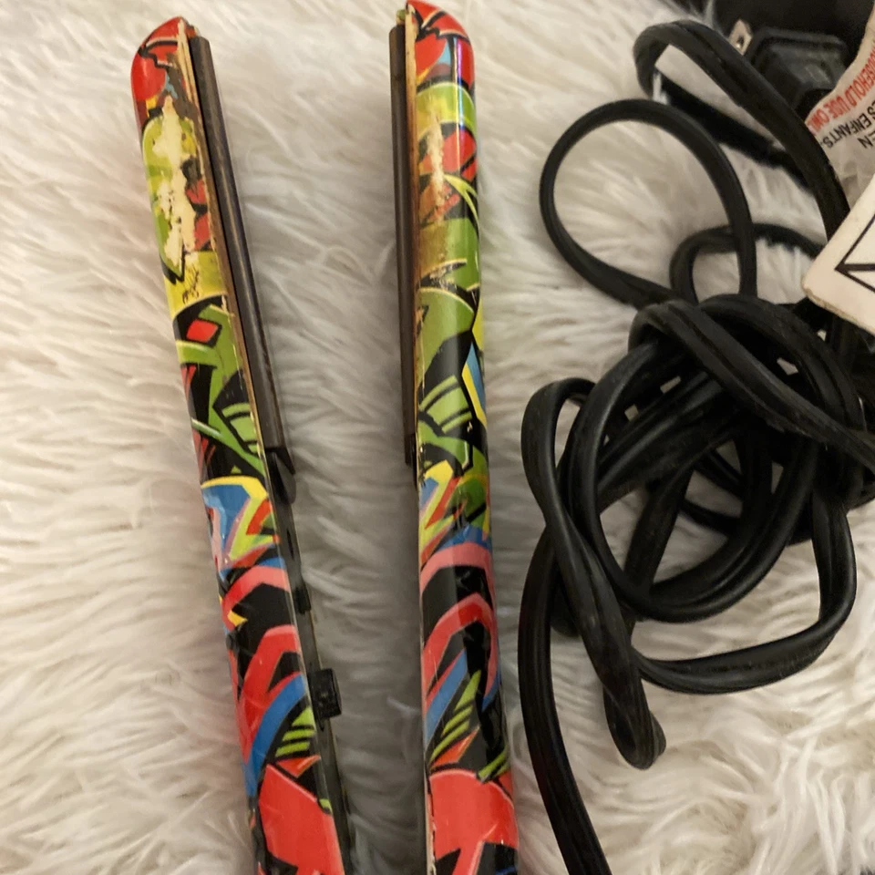 Amika Full Size Blow dryer & hair straightener Flat Iron Preowned Work Graffiti - Image 2 of 4