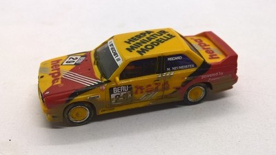 Herpa 035484 BMW M3 E30 gelb Herpa Miniaturmodelle Neumeister DTT patiniert (84)