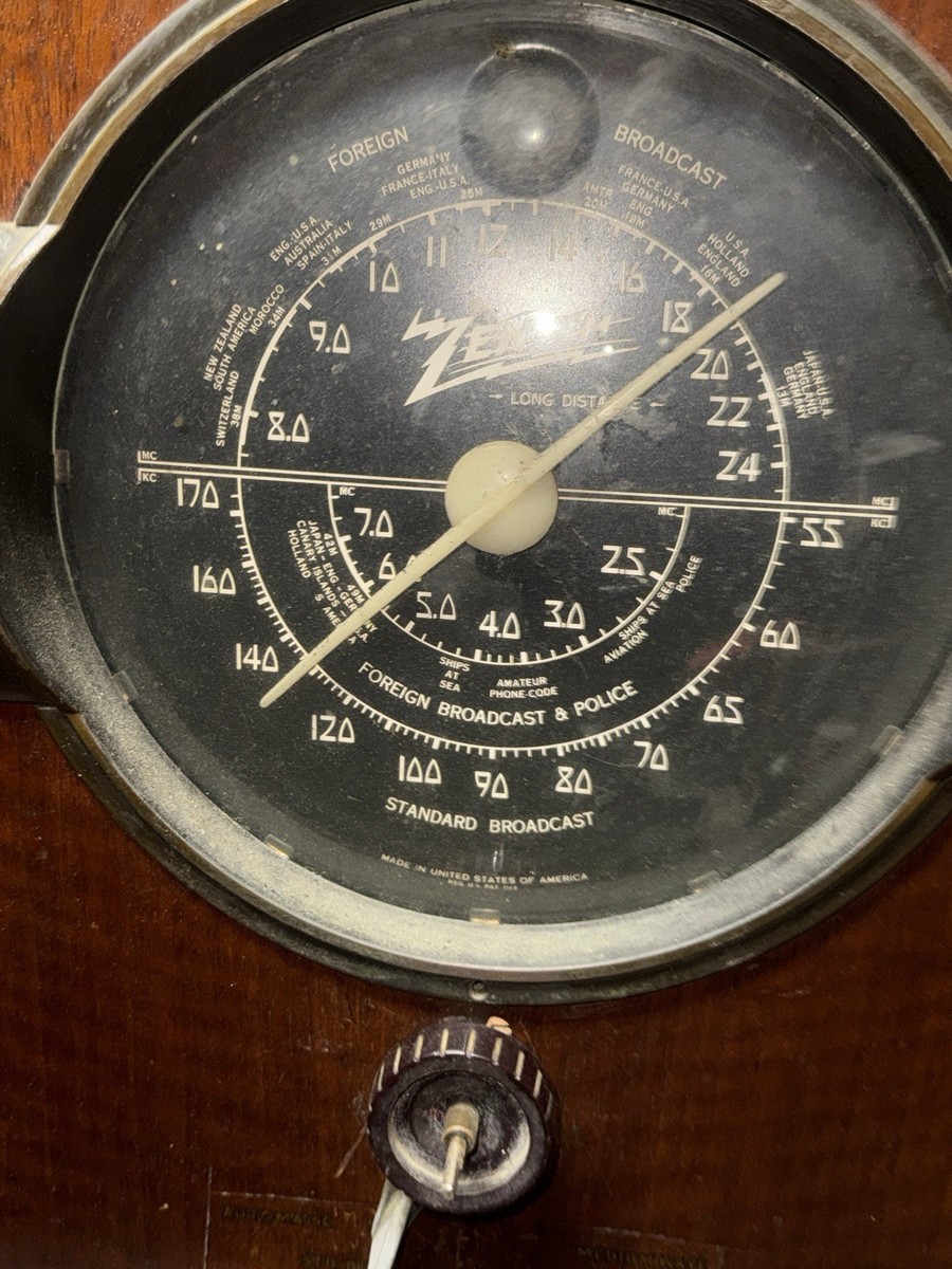 Vintage Art Deco Zenith 1940 10S464 Console 10 Tube Radio - Needs