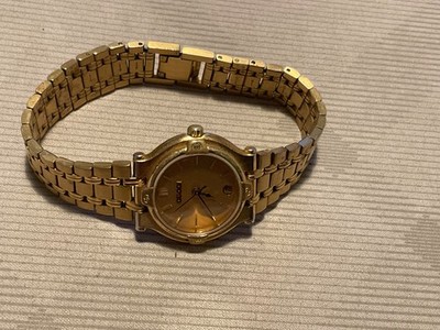 Gucci 9200L Watch Quartz Women's Gold Plated Runs Great-New